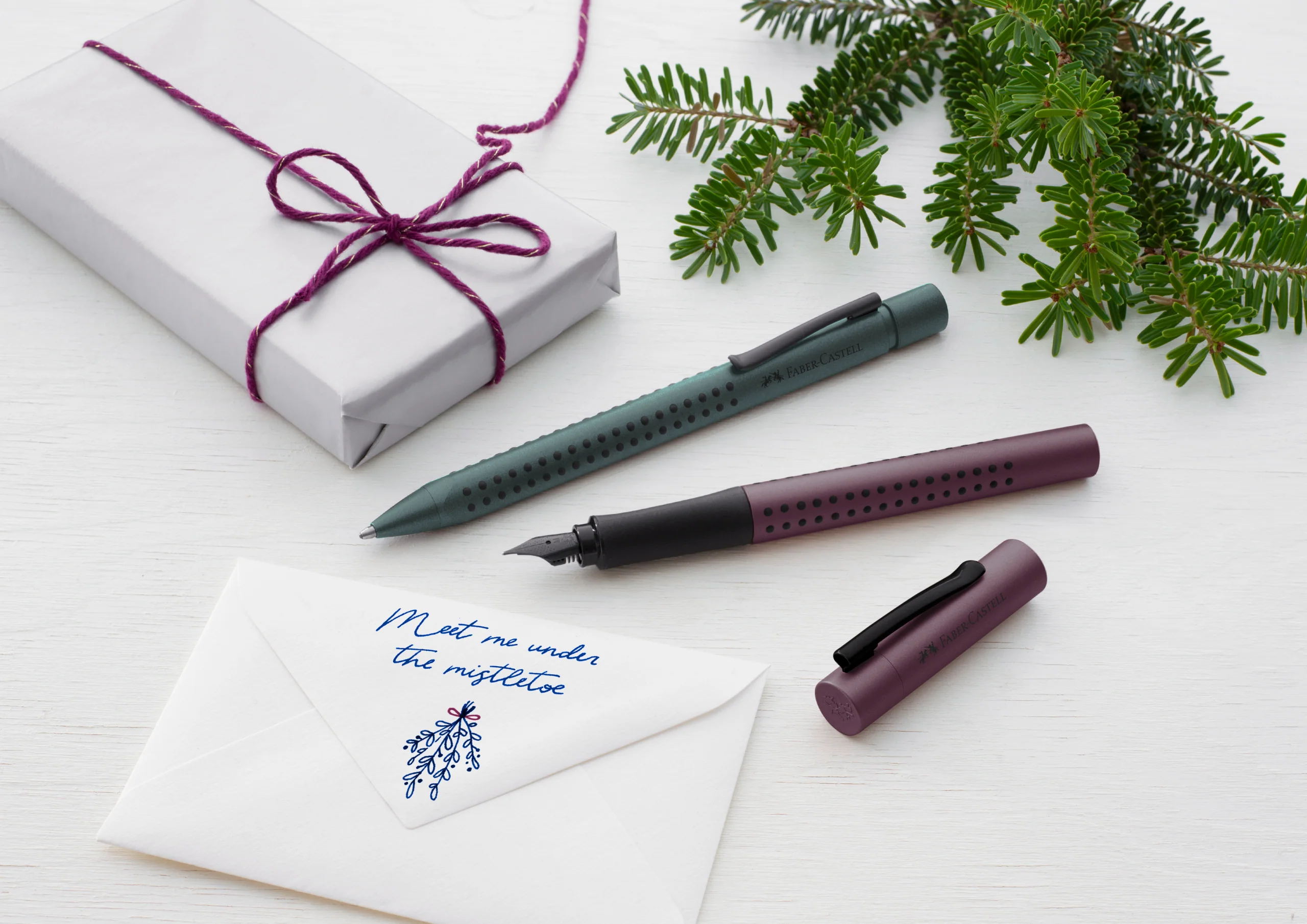 Faber-Castell Grip 2011 Berry Fountain Pen - Image 2