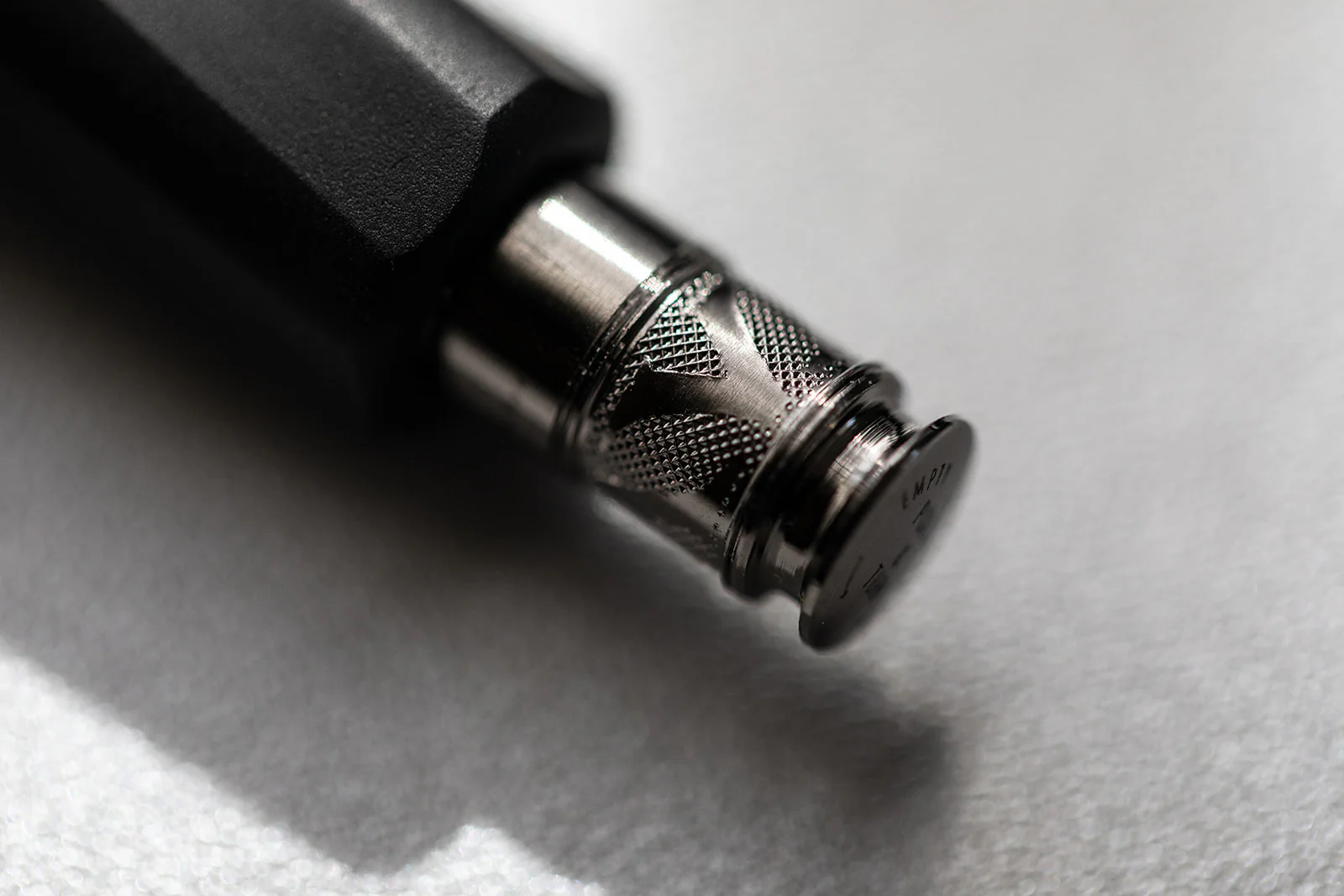 Visconti Divina Black Matte Fountain Pen - Image 4